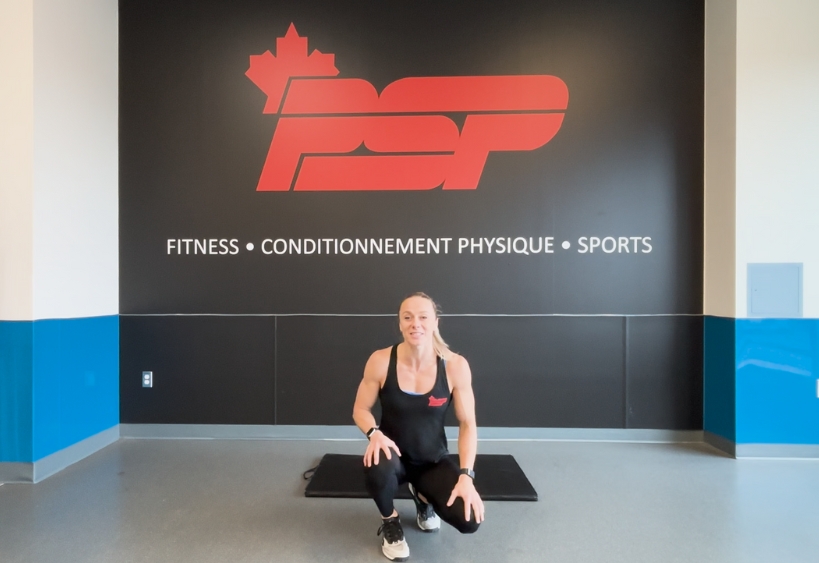 Moniteur de conditionnement physique faisant de l'exercice