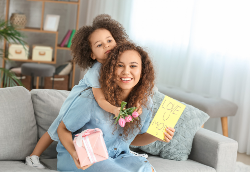 Maman et petite fille