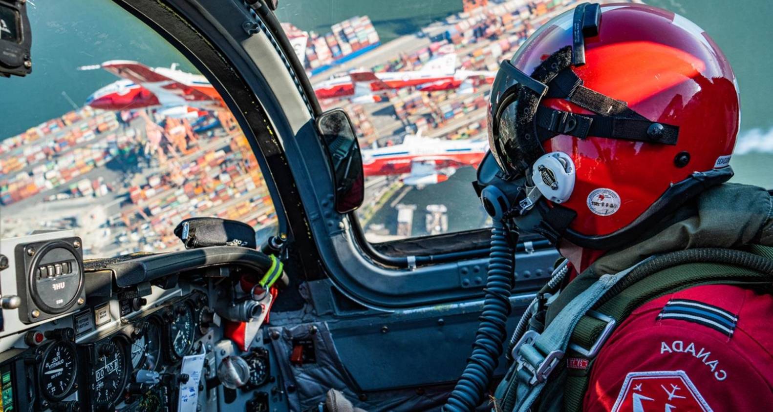 pilote dans un avion