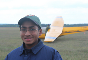 Tristan sur un aérodrome